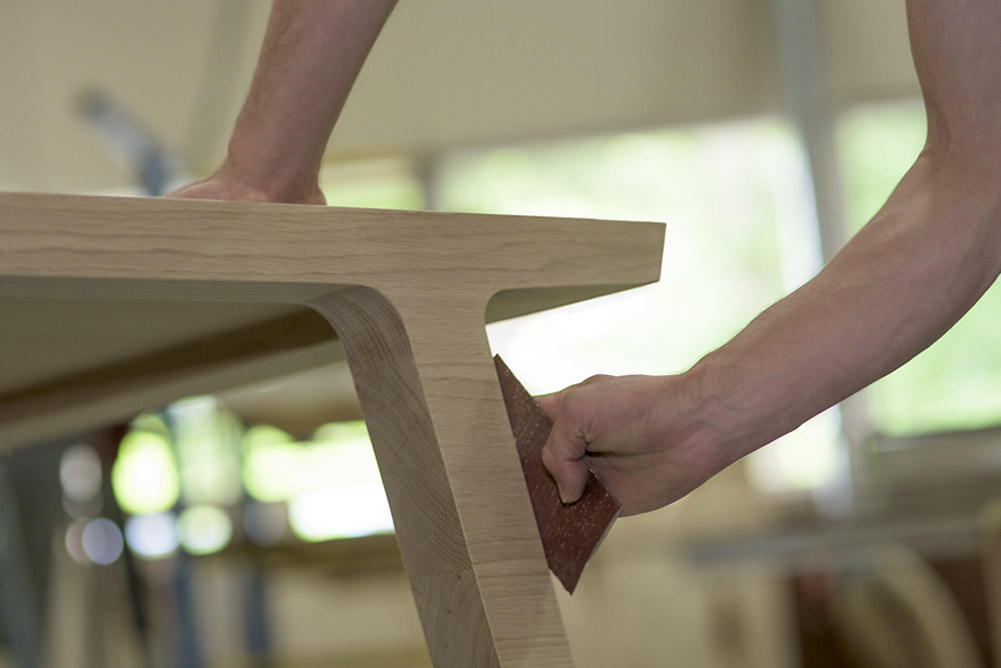 Ambachtelijke productie eettafel