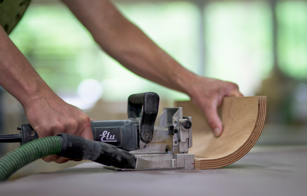 Ambachtelijke meubelmaker